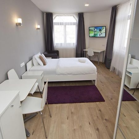 Rozmaryn Rooms & Apartments Rakovník Exterior foto
