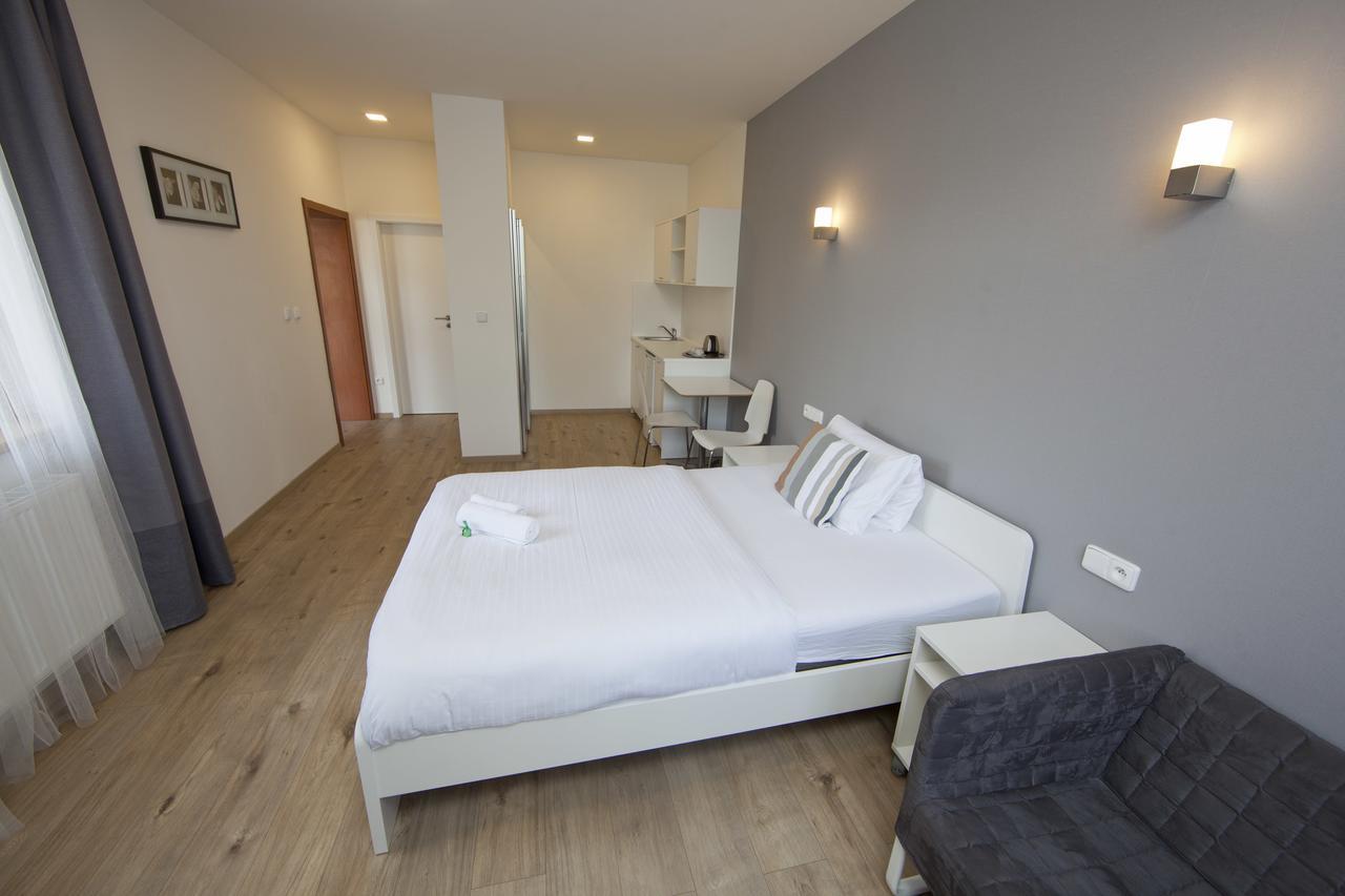 Rozmaryn Rooms & Apartments Rakovník Exterior foto